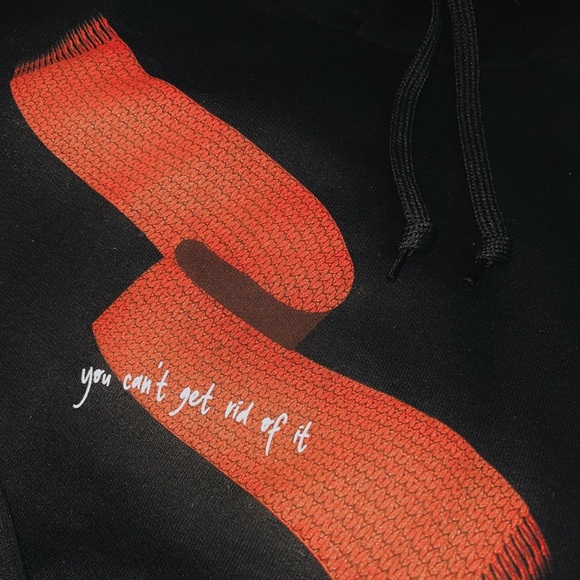 *RARE* Taylor Swift- “You Can't Get Rid of It” RED Scarf Hoodie - Picture 8 of 10